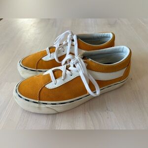 Vans Old Skool Shoes Women’s 8.5 Men’s 7 Mustard & White Sneakers Unisex
